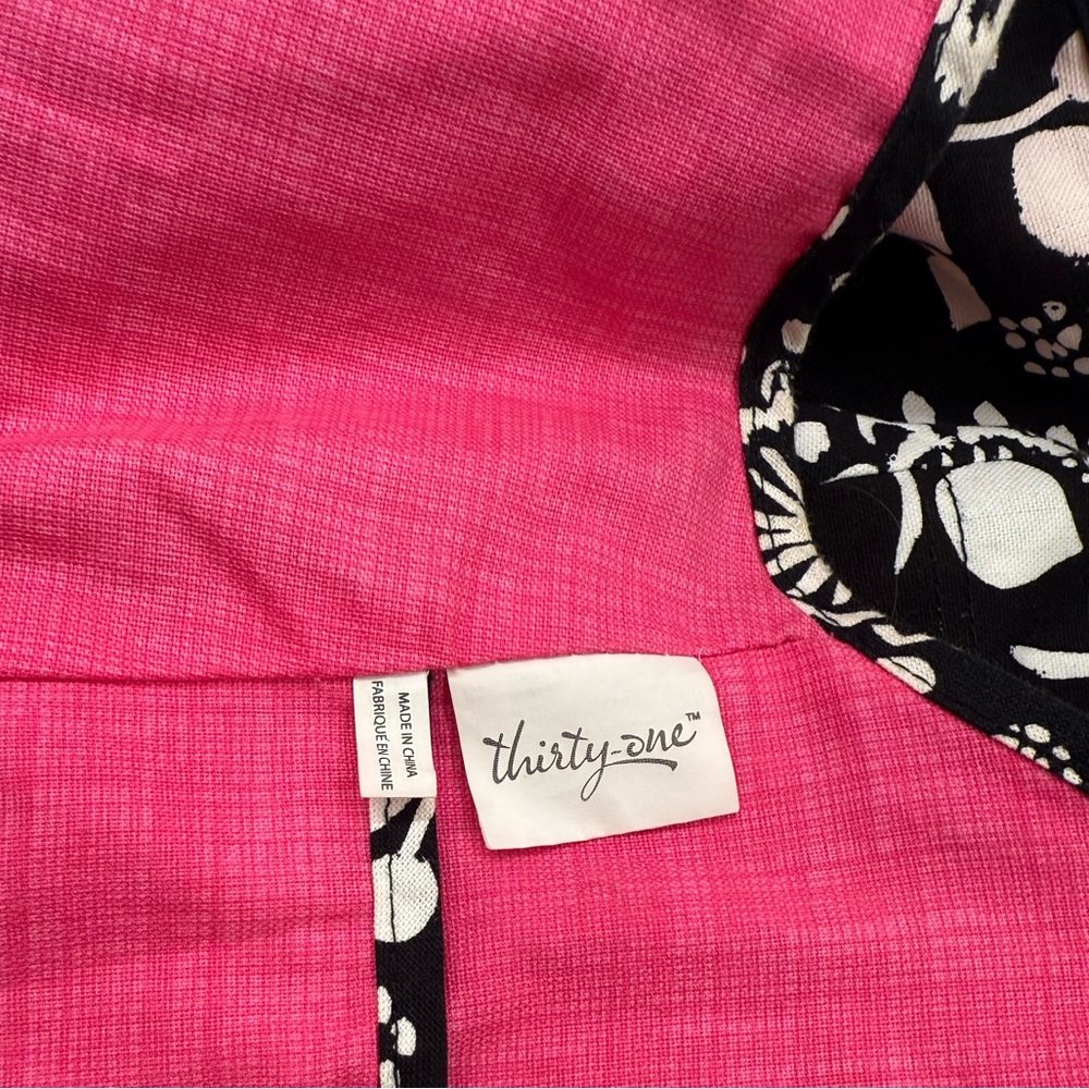 NWOT Thirty-One Vibrant Pink Tote/ Black Floral Crossbody Hobo REVERSIBLE Bag - Picture 5 of 11